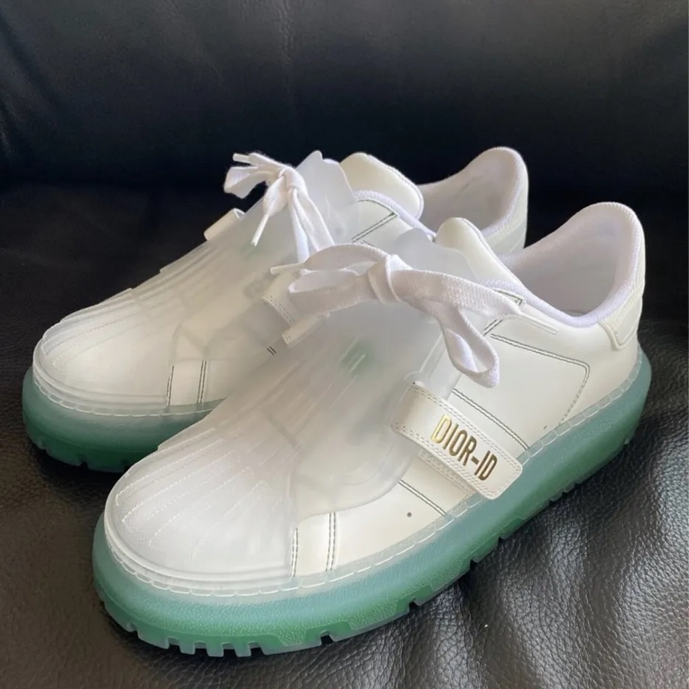 Dior ID sneakers 39 it’s big on me I’m a 71/2 to 8 just worn one time